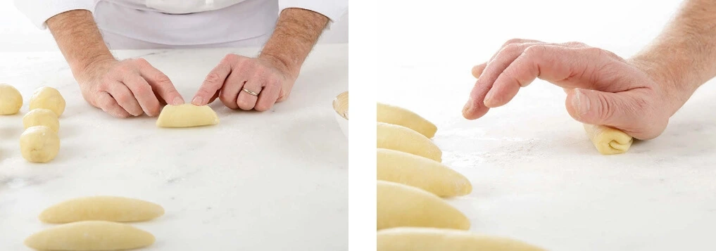 Manoeuvre de dégazage d'une pâte de pain au lait, en pressant doucement pour éliminer les bulles d'air